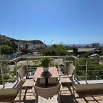 Rexhos Himarë