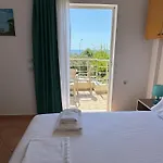 Rexhos Apartahotel 3*