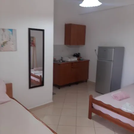 Aparthotel Rexhos Himare