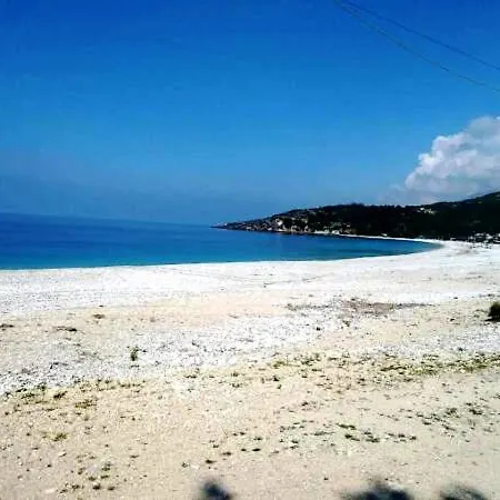 Rexhos *