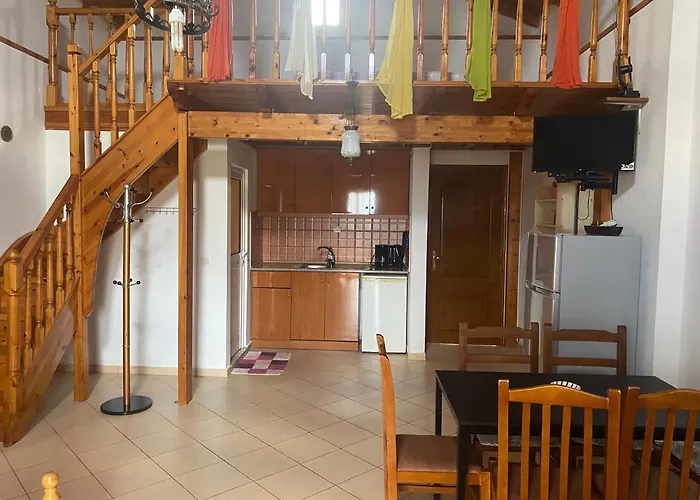 Rexhos Hotel apartamentowy