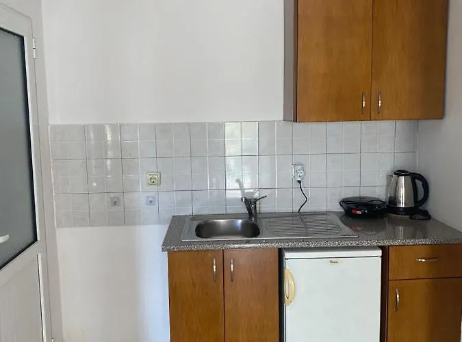 Hotel apartamentowy Rexhos 3*