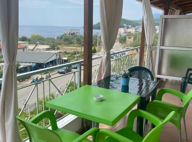 Rexhos Hotel apartamentowy Himara
