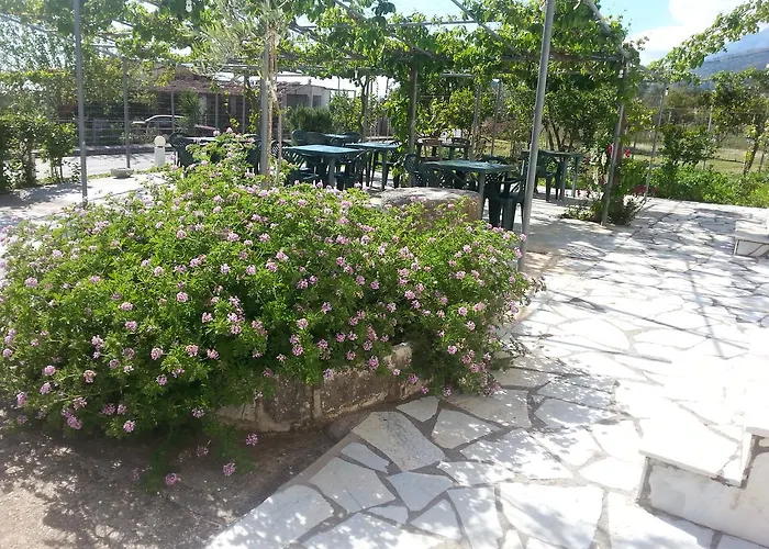 Rexhos Hotel apartamentowy