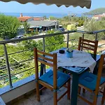 Rexhos Aparthotel 3*