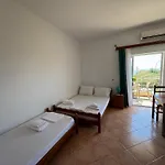 Rexhos Himarë