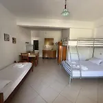 Rexhos Aparthotel 3*