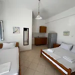 Rexhos Aparthotel 3*