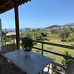 Rexhos Aparthotel 3*