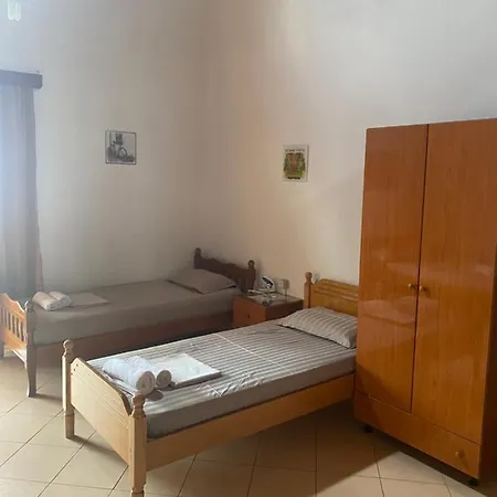 Apartmanhotel Rexhos Himara