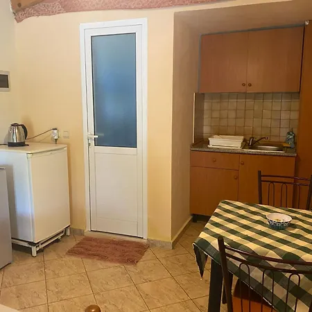 Aparthotel Rexhos Himarë
