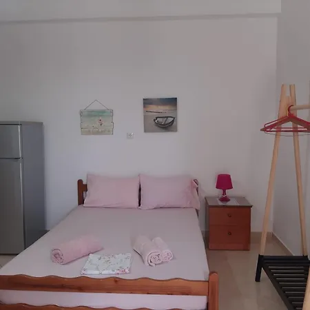 Rexhos * Himarë