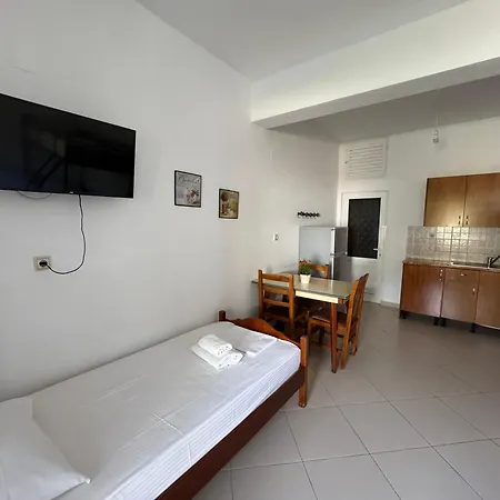 Rexhos Himare