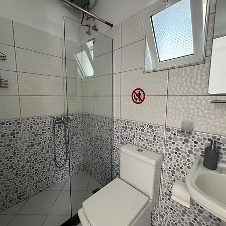 Rexhos Aparthotel