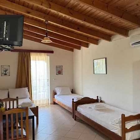 Aparthotel Rexhos Himare